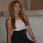 Zizi adel sur yala.fm